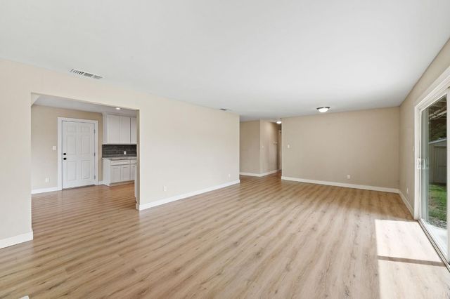 5123 Schuyler Dr, Carmichael, CA 95608
