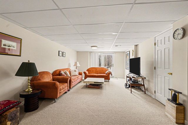 8392 Huff Road, Bellevue, MI 49021