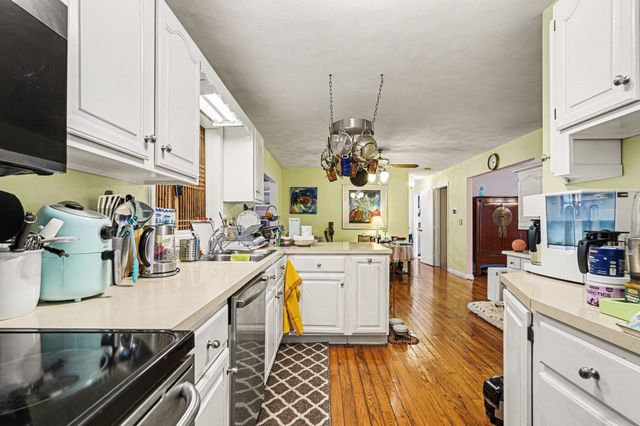 8392 Huff Road, Bellevue, MI 49021