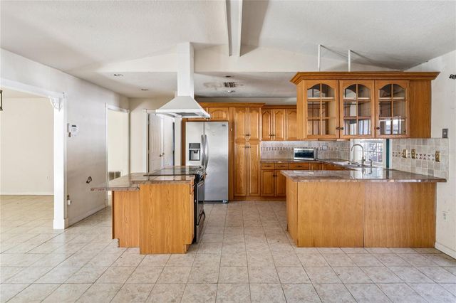 8209 CHAUCER DRIVE, Weeki Wachee, FL 34607