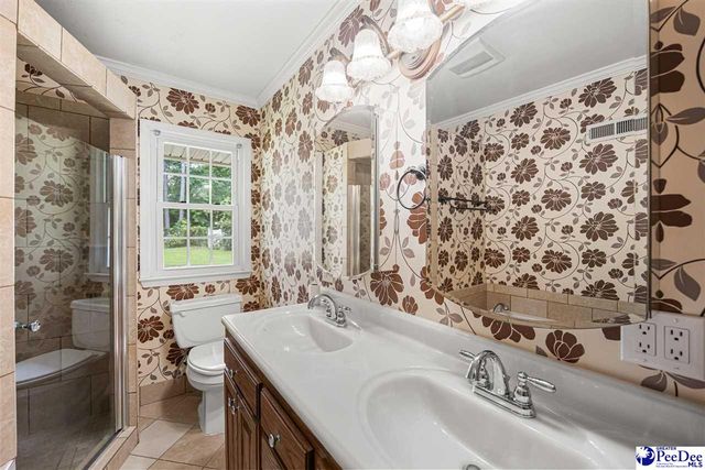 105 Circle Dr., Darlington, SC 29532