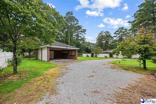 105 Circle Dr., Darlington, SC 29532