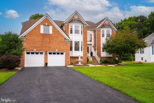 33 PIERCE RD, East Windsor, NJ 08520