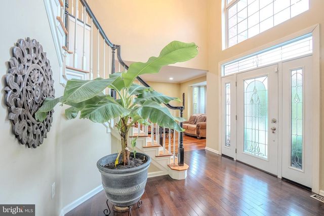 33 PIERCE RD, East Windsor, NJ 08520