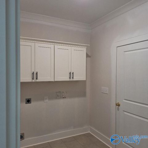 36 Emory Drive, Priceville, AL 35603