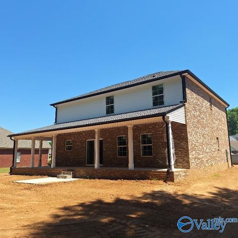 36 Emory Drive, Priceville, AL 35603