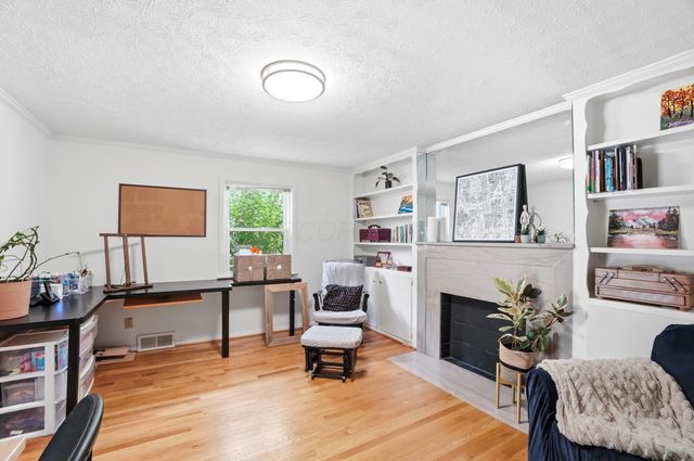 2759 Plymouth Avenue, Columbus, OH 43209