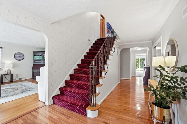 2759 Plymouth Avenue, Columbus, OH 43209