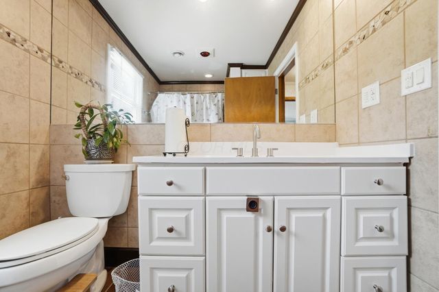 2759 Plymouth Avenue, Columbus, OH 43209