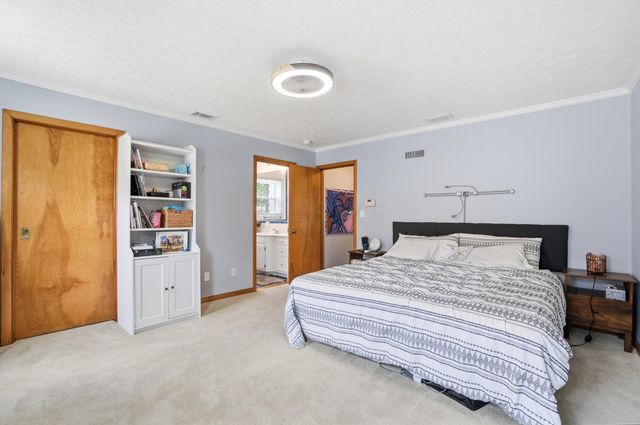 2759 Plymouth Avenue, Columbus, OH 43209