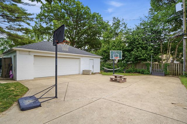 2759 Plymouth Avenue, Columbus, OH 43209