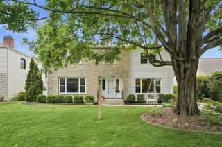 2759 Plymouth Avenue, Columbus, OH 43209