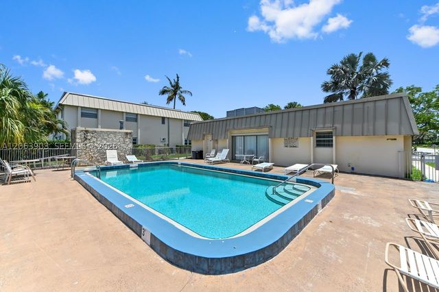 10789 N Military Trl 9, Palm Beach Gardens, FL 33410
