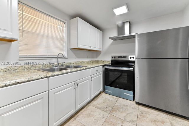 10789 N Military Trl 9, Palm Beach Gardens, FL 33410