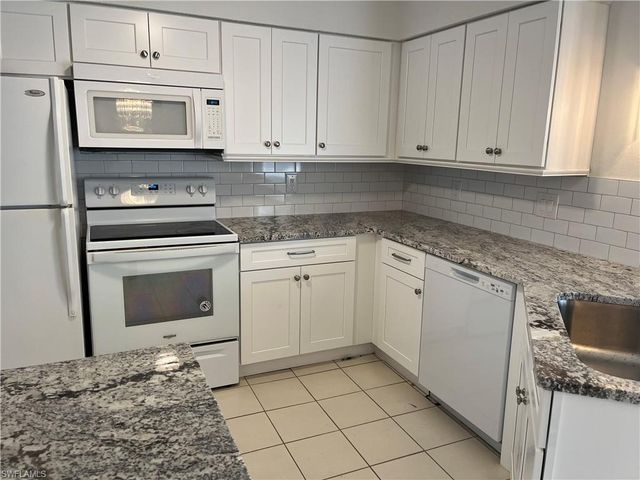 7400 College PKWY # 57B, Fort Myers, FL 33907