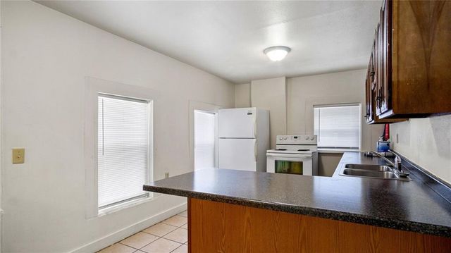 609 S Dewey Street, Eau Claire, WI 54701