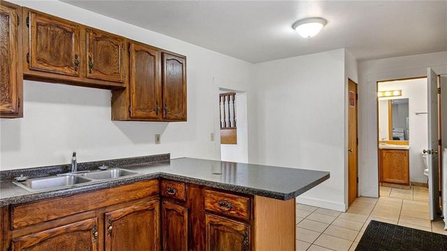 609 S Dewey Street, Eau Claire, WI 54701