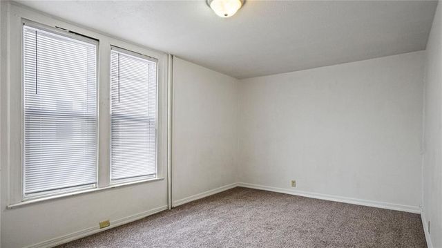 609 S Dewey Street, Eau Claire, WI 54701