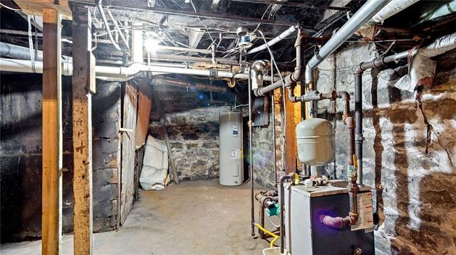 609 S Dewey Street, Eau Claire, WI 54701