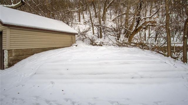 609 S Dewey Street, Eau Claire, WI 54701