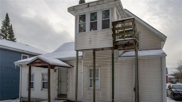 609 S Dewey Street, Eau Claire, WI 54701