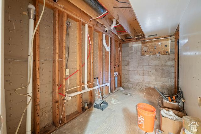 237 S 100 W, Hurricane, UT 84737