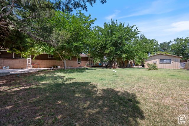 237 S 100 W, Hurricane, UT 84737