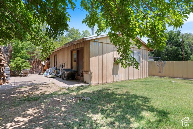 237 S 100 W, Hurricane, UT 84737