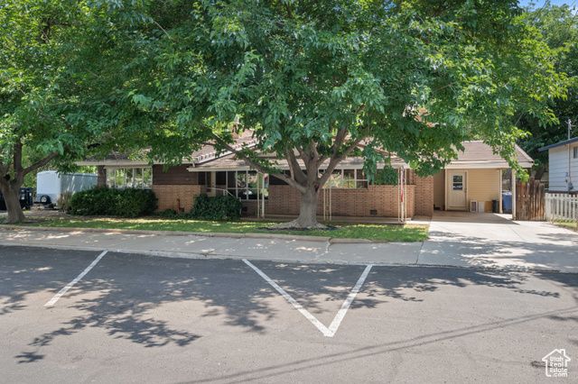 237 S 100 W, Hurricane, UT 84737