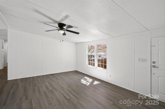 5 Concord Knoll Lane, Asheville, NC 28803