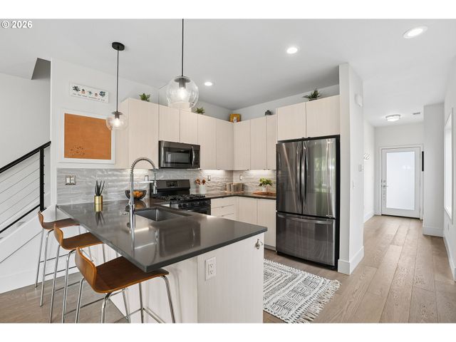 5309 Se 72ND Pl, Portland, OR 97206