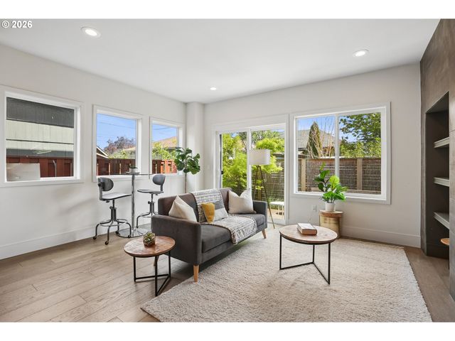 5309 Se 72ND Pl, Portland, OR 97206