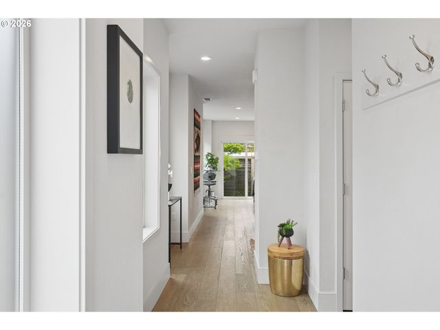 5309 Se 72ND Pl, Portland, OR 97206