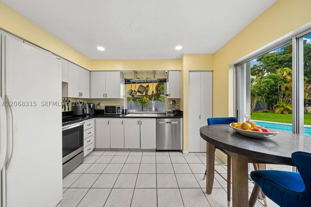 10331 SW 130th Ave, Miami, FL 33186
