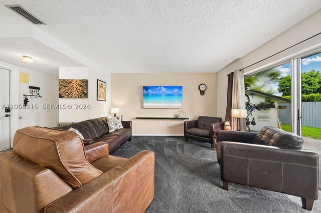 10331 SW 130th Ave, Miami, FL 33186