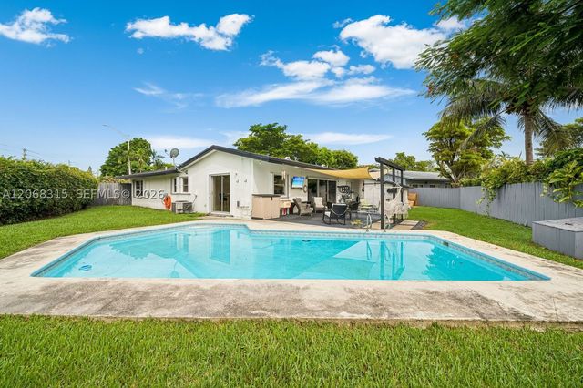 10331 SW 130th Ave, Miami, FL 33186