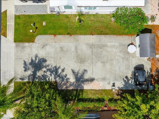 1022 Crystal Lake DR, Naples, FL 34120