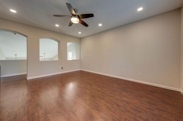 1756 Terracina Cir, Roseville, CA 95747