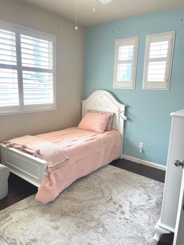 1756 Terracina Cir, Roseville, CA 95747