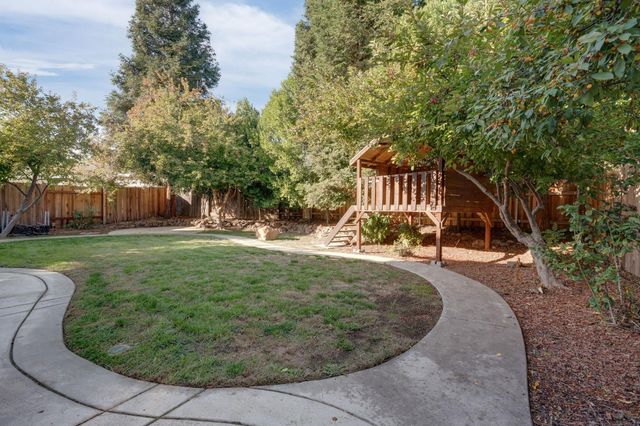 1756 Terracina Cir, Roseville, CA 95747