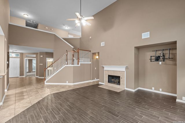 1519 Lookout Pt, San Antonio, TX 78260