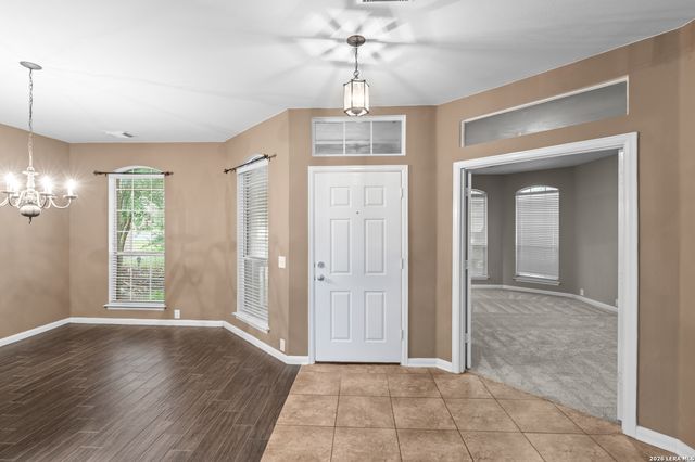 1519 Lookout Pt, San Antonio, TX 78260