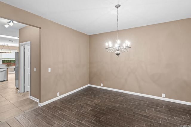 1519 Lookout Pt, San Antonio, TX 78260