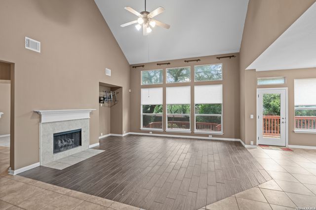 1519 Lookout Pt, San Antonio, TX 78260