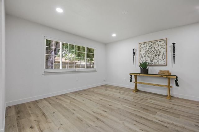 312 Goya Dr, Stockton, CA 95207
