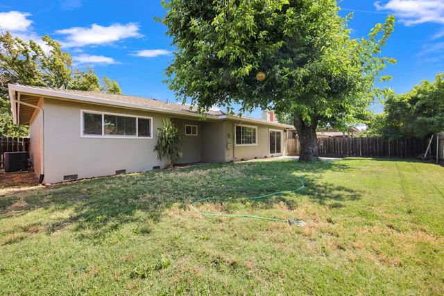 312 Goya Dr, Stockton, CA 95207