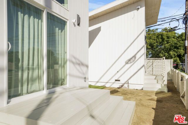 11959 W Juniette Street, Culver City, CA 90230