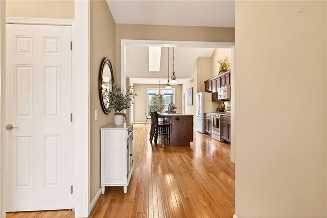1345 Ashwood Ln, Victor, NY 14546
