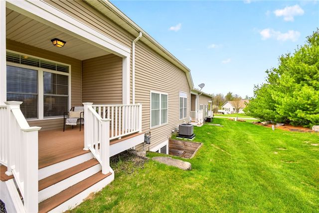 1345 Ashwood Ln, Victor, NY 14546