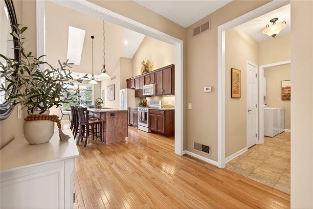 1345 Ashwood Ln, Victor, NY 14546